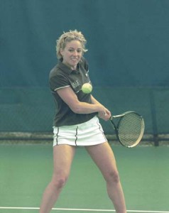 Andrea Goldberg '02 dropped her singles matches against Dartmouth and Harvard last weekend. But the rest of the women's tennis team rallied against their Ivy League opponents, helping the Bulldogs defeat both squads by a score of 5-2. Yale clinched second place in the league with the wins.