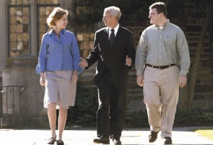 Yale College Dean Richard Brodhead '68 GRD '71 (center) walks on Duke University's West Campus with two student members of their presidential search committee, Devon MacWilliam (left) and Louis D'Amico (right). Brodhead, who has served as dean for 11 years and been at Yale for 40 years, will assume the presidency of Duke this July.
