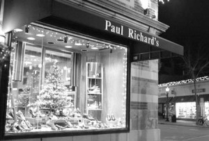 Shops around New Haven prepare for the holiday season. A variety of discounts, contests, and ad campaigns are designed to increase the visitors to the downtown New Haven area as the holidays approach. Retailers and city officials hope that increase holiday turnout will translate into more business year-round.