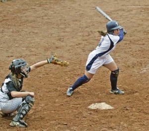 Yale shortstop Aracelis Torres ’08 takes a crack against an offering from a Wagner pitcher at DeWitt Family Field last April. The Bulldogs swept the doubleheader against the Seahawks and will visit Wagner on Staten Island this April 18.