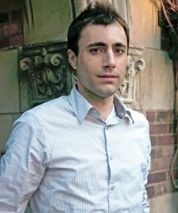 Touradj Barman SOM ’07, along with fellow student Jason Mallet SOM ’07, plans to launch a new group-oriented messaging tool.
