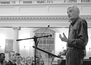 Historian Howard Zinn speaks at the Center Church on the New Haven Green about the need for youth to be more active in politics.