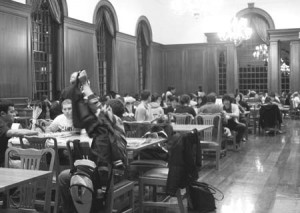 Logistical hurdles present a formidable obstacle to hungry Elis looking to swipe at a dining hall after 9 p.m.