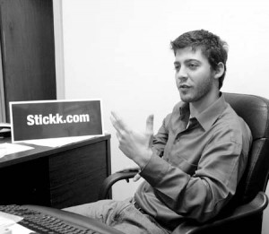 Jordan Goldberg ’06 SOM ’09 is the founder of Stickk.com. The Web site has users create “contractual commitments” to stay on top of their goals.