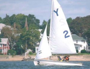 The Elis compete at the Yale Corinthian Yacht Club in 2006. This weekend, in Seattle, Thomas Barrows ’10 and Jane Macky ’09 performed well.