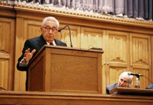 Former Secretary of State Henry Kissinger speaks on American foreign policy in the Law School Auditorium yesterday.
