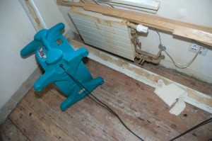 Two pipes burst in Davenport entryways K and E after the Yale Power Plant experienced an explosion over Winter Break. More than 20 students had to be relocated to suites across campus.