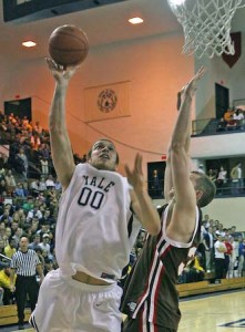 Forward Ross Morin ’09 scored a career high of 24 points to pace the Elis. The junior also added seven rebounds and a block.