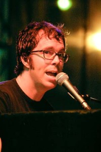 Prior to Ludacris’ performance, singer-songwriter Ben Folds rocks the Old Campus suburbs during the 2006 Spring Fling.