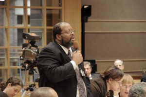 At a meeting Tuesday of the Finance Committee, of which Ward 23 Alderman Yusuf Shah is the chair, aldermen reviewed a report from the Office of Management & Budget. New Haven’s annual budget will increase by $20.6 million in the next fiscal year