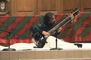 Sitar maestro Ustad Shahid Parvez plays in Battell Chapel on Saturday night in an event organized by the newly formed Yale Raga Society.