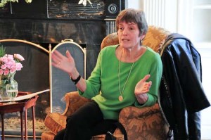 Diana Gordon, former president of the National Council on Crime and Delinquency, speaks about transitions to democracy at a Pierson College Master’s Tea on Wednesday.