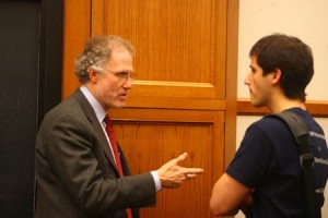 Bob Bauer, the personal lawyer for President Barack Obama, speaks to a student at the the Yale Law School on Thursday.