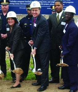 Richard Levin “breaks ground” at the Rose Center, which serves as the Yale Police Department headquarters.