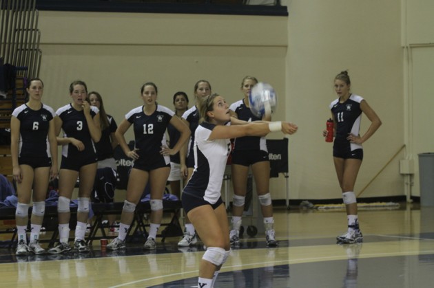 Captain Kelly Ozurovich ’11 sets the ball during last weekend’s Yale Invitational.