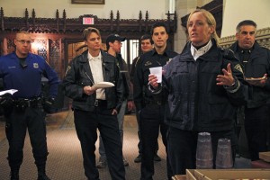 Members of the Yale and New Haven police departments met with students on Monday for the first time since the Stiles-Morse screw.