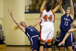 Princeton’s Devona Algood takes up a layup against Yale. She had nine points in the Tigers’ 52–37 win over the Bulldogs last Saturday.