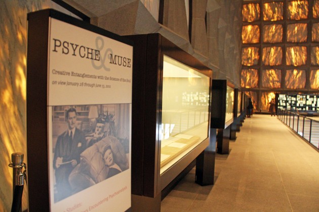 satok_beineckeexhibit-55