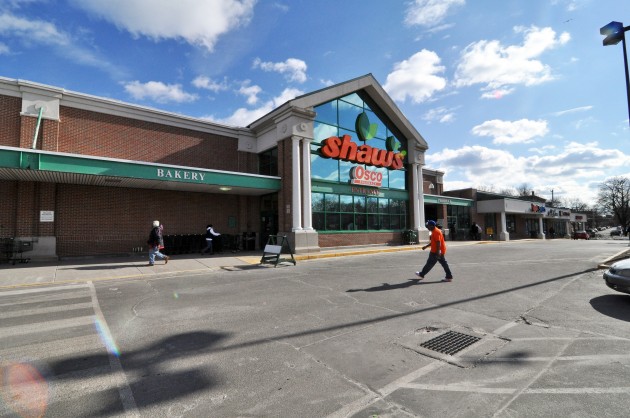 Stop & Shop plans to move into the lot previously occupied by Shaw’s.