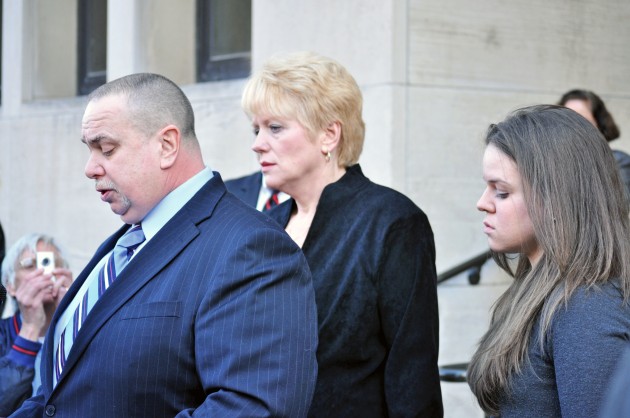 At the hearing, Raymond Clark III was accompanied by his father, mother and fiancée; Le’s family did not attend.