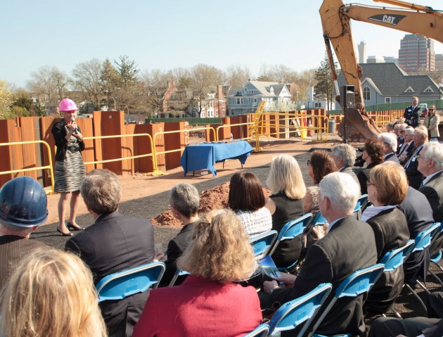 Groundbreaking-photo-by-Harold-Shapiro