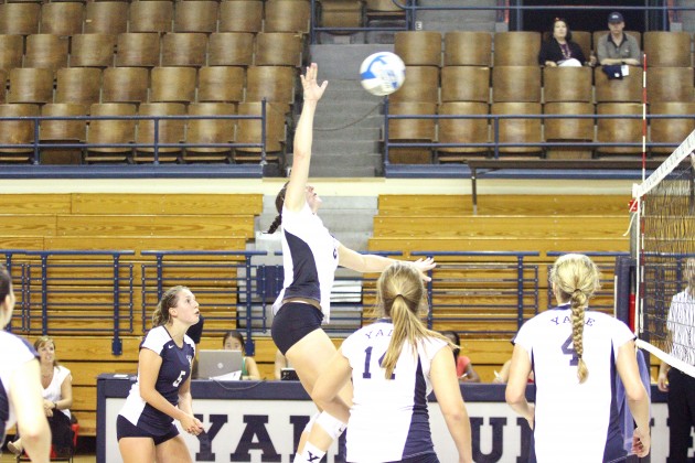 The Yale volleyball team’s quest for a second consecutive Ivy League title begins tonight as the Bulldogs open their season against BC.