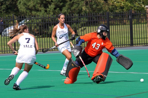Despite leading 1–0 after 40 minutes, the Yale field hockey team lost 3–1 to No. 20 Stanford.