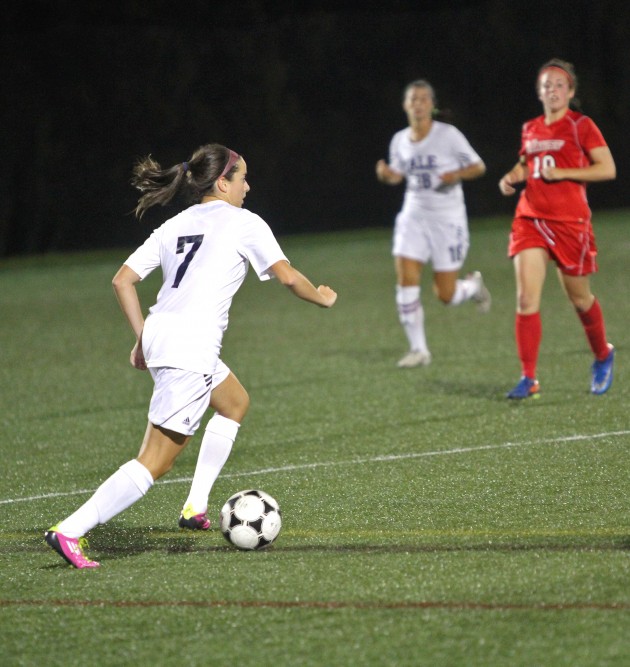 Melissa Gavin ’15 recorded her first career assist after crossing the ball to forward Meredith Speck ’15 for a goal on Tuesday night.