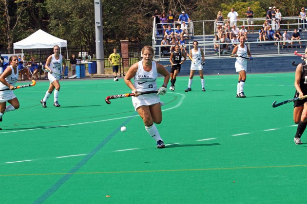 The field hockey team is now 1–3 on the road this year.