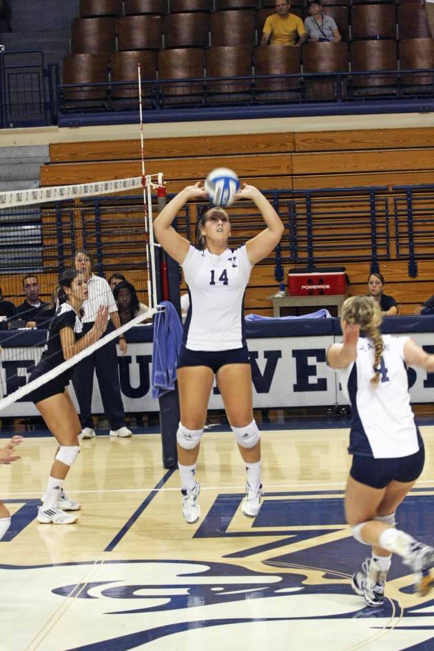 The volleyball team defeated Brown in straight sets on Saturday to win its Ivy League opener.