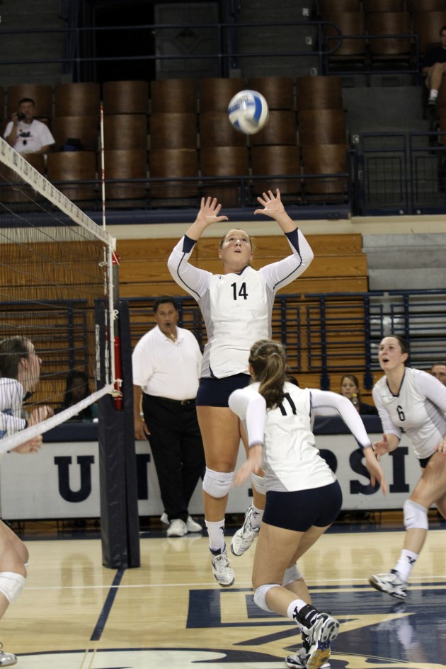 ehrenberg_wvolleyball-3_1
