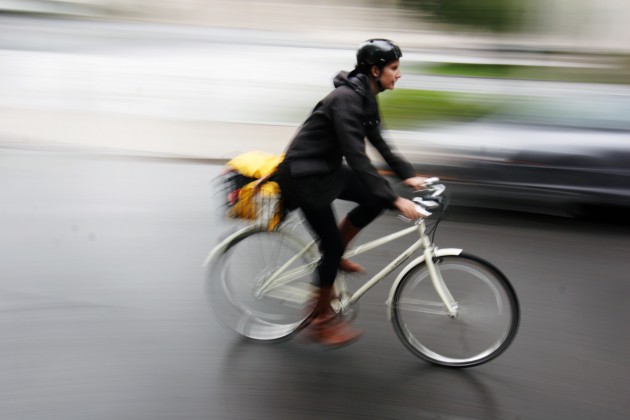 Yale Transportation Options and Elm City Cycling teamed up this Saturday to hold the first Smart City Cycling Skills class.