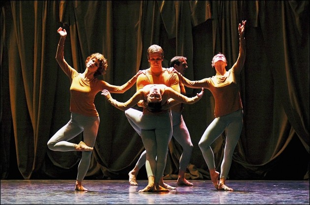 Yale Dance Theater will receive the rights to the work of the late choreographer Merce Cunningham, whose company is pictured here.
