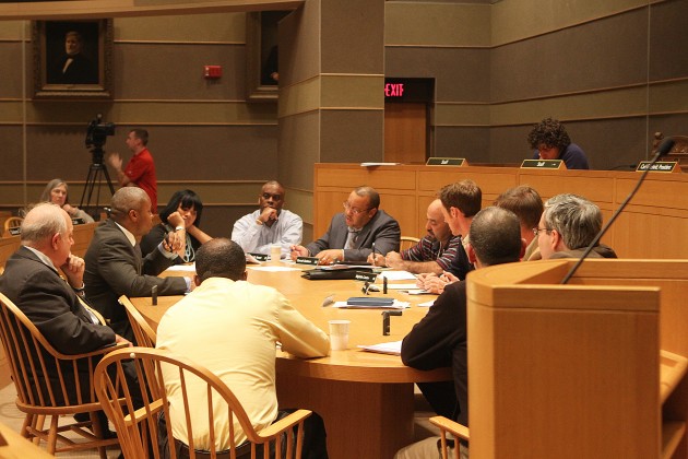 The Board of Aldermen’s City Services and Environmental Policy Committee convened Wednesday night to discuss the continued closure of High and Wall streets.