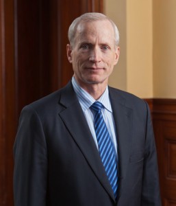 School of Management Dean Edward Snyder is seeking to expand the school’s financial aid budget.