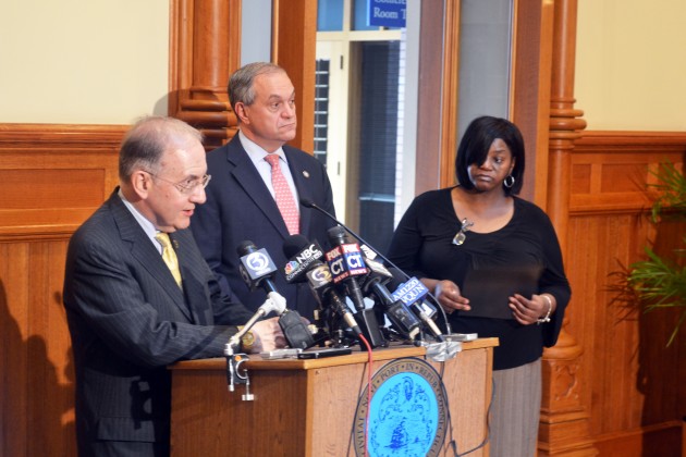 State Senate Majority Leader Martin Looney joined Mayor John DeStefano Jr. Tuesday in urging state representatives to approve a bill repealing the death penalty, which is now going to the House for a vote.