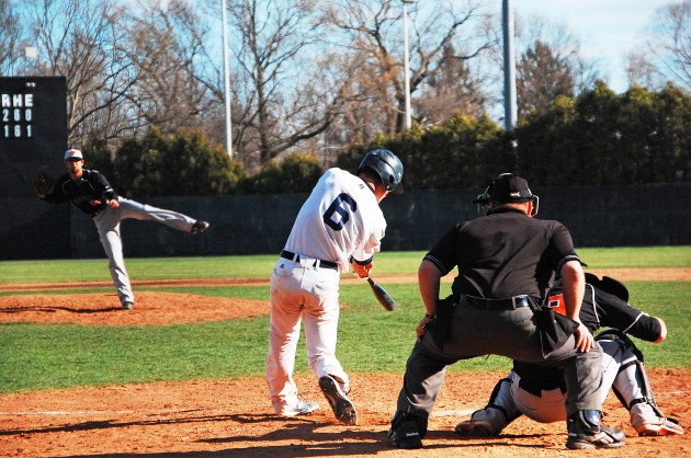 Jason Hunter ’14 drove Cale Hanson ’14, above, in with one-out double to give Yale a walk-off win over Holy Cross Tuesday.