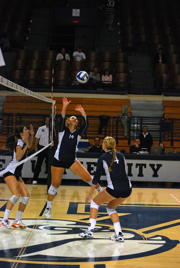Setter Kendall Polan ’14 tallied 32 kills, 68 assists and 33 digs this weekend en route to placement on the Yale Classic All-Tournament team.