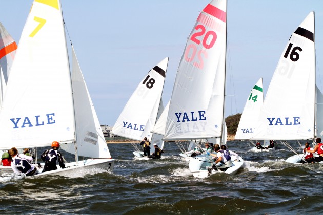 Under head coach Zack Leonard ’89, the sailing team has made five national championship appearances. The women’s team was ranked No. 1 in preseason, and the coed team No. 2.