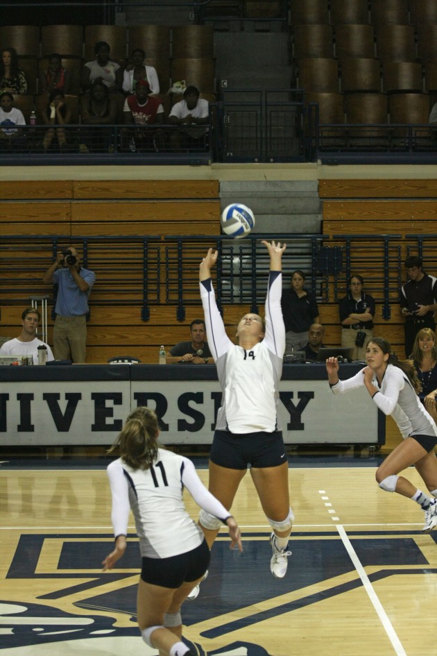 Setter Kendall Polan ’14 had her second straight triple-double with 10 kills, 31 assists and 20 digs in Saturday’s game against Brown.