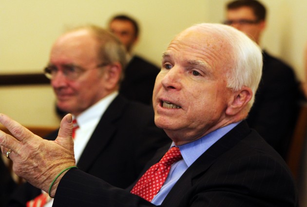 U.S. Senator John McCain visited campus and participated in a policy briefing simulation for the “Grand Strategy” class Monday.