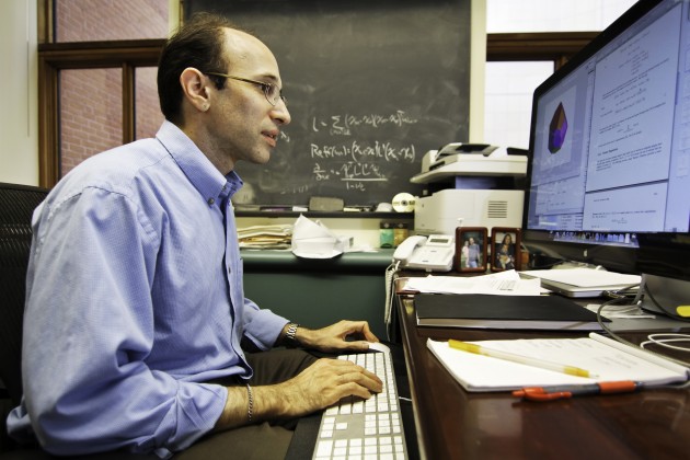 Computer science professor Daniel Spielman ’92 was one of four Yale alumni awarded a MacArthur Foundation grant this year.