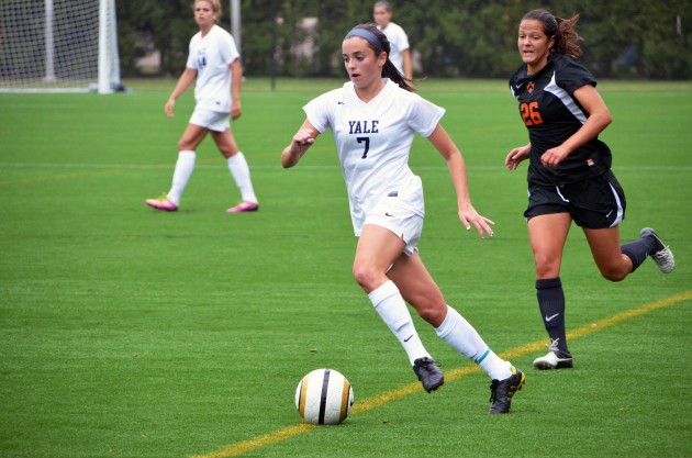 The Bulldogs played to a tie at the end of the first half, but they could not handle Dartmouth’s offensive onslaught during the final 45 minutes.