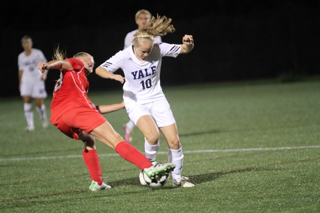 Midfielder Frannie Coxe‘s ’15 corner kick deflected off a Cornell defender and went straight into the goal net.