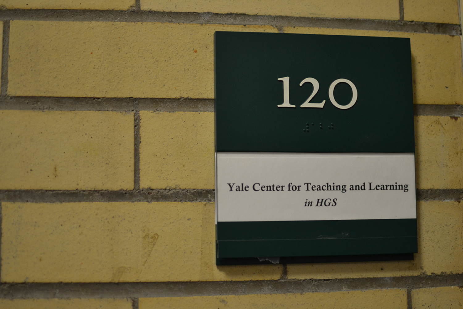 Yale launches minority outreach program in STEM Yale Daily News
