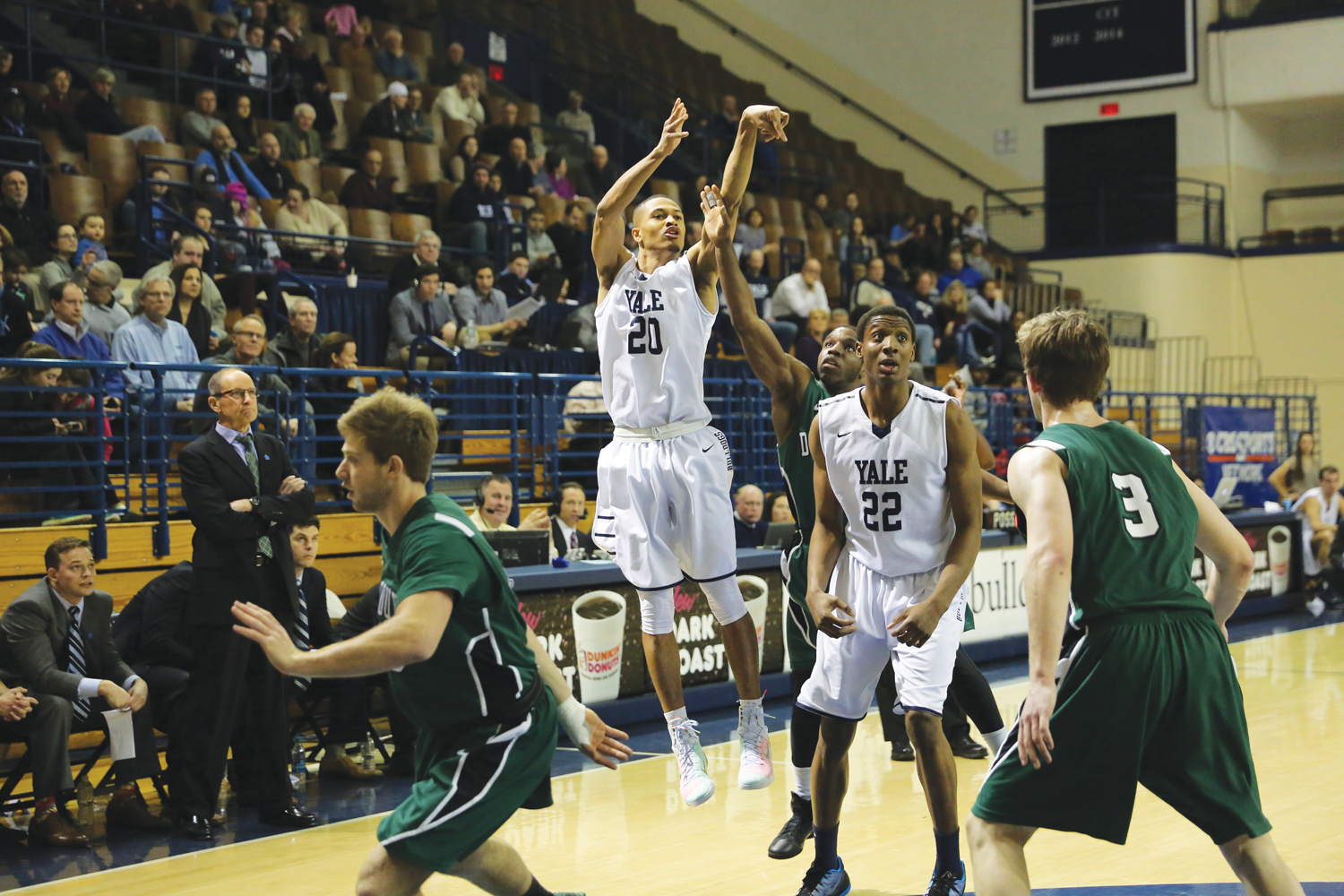 MENâ€™S BASKETBALL: Competitor, leader, point guard - Yale Daily News