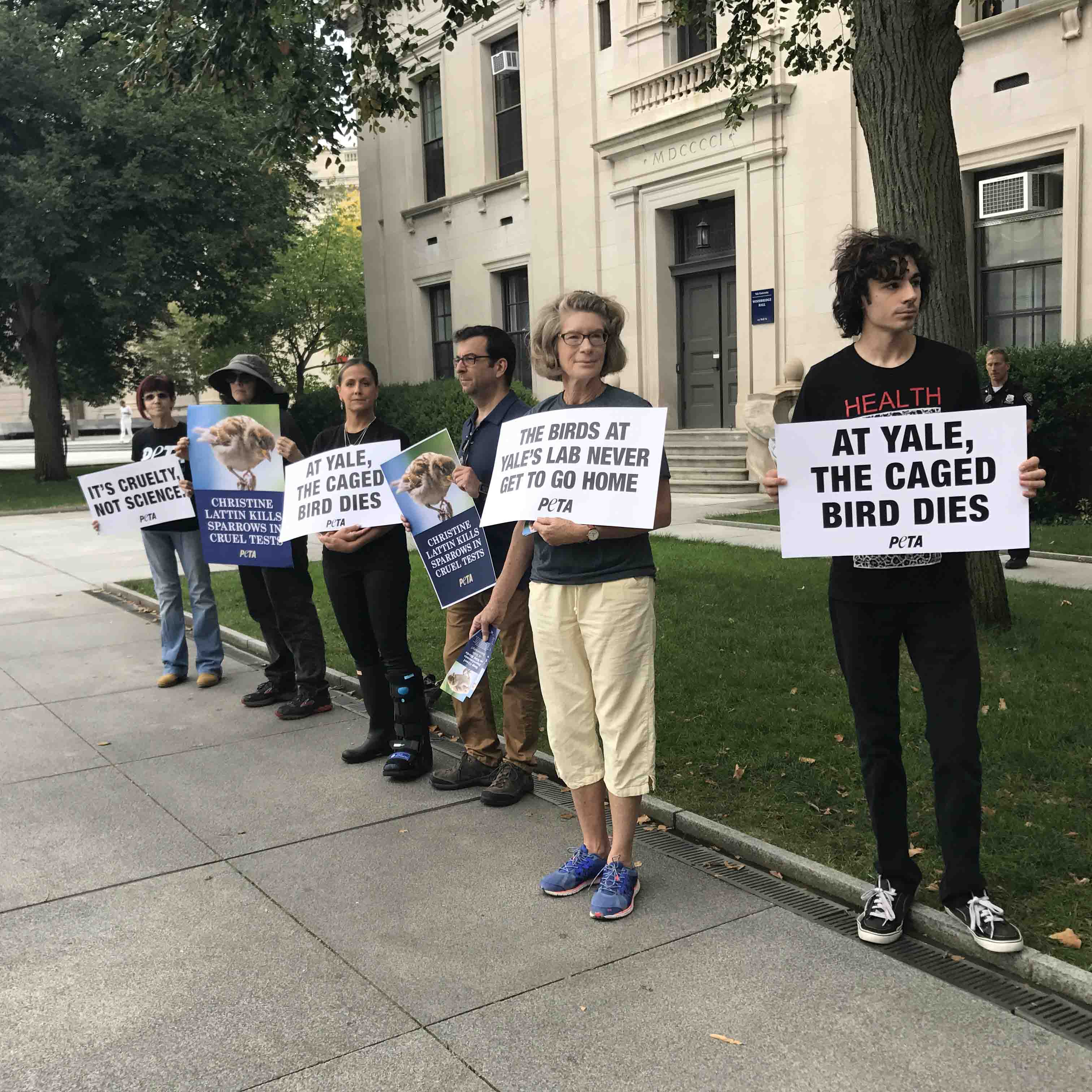 PETA protests Yale researcher - Yale Daily News