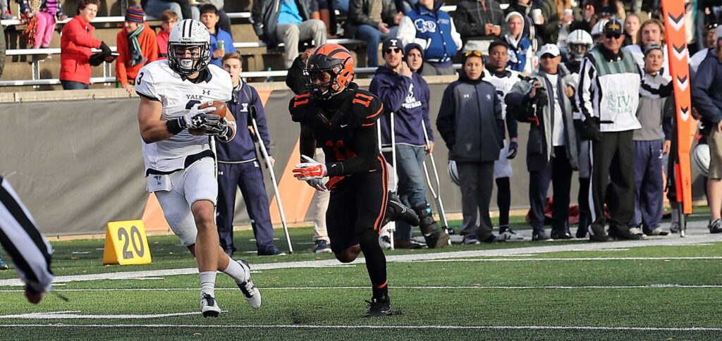 FOOTBALL: The Yale Bulldogs Are Ivy League Champions - Yale Daily News