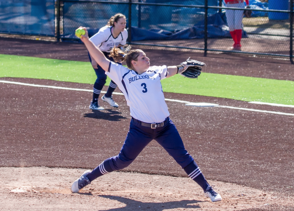 SOFTBALL: Yale smokes Quinnipiac - Yale Daily News