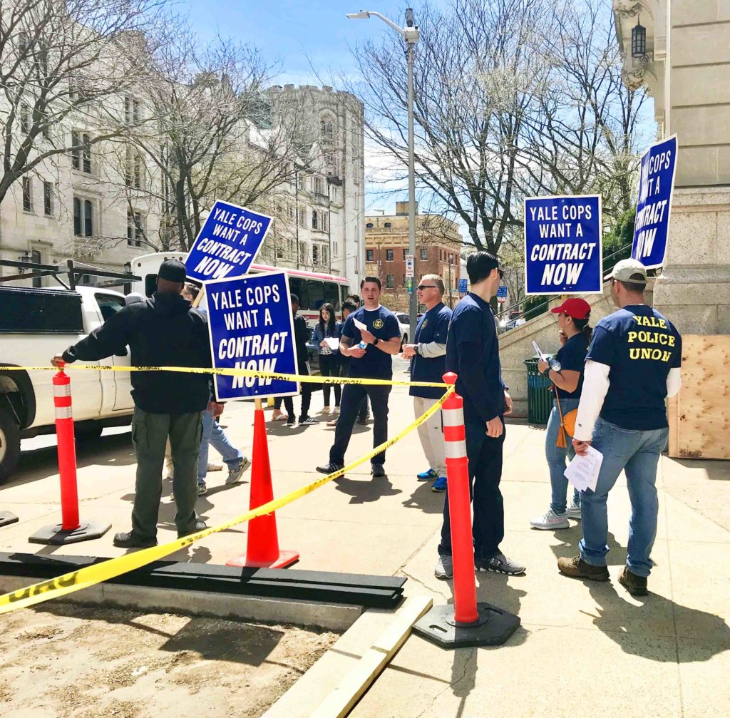 YPD union protests at Bulldog Days speech Yale Daily News